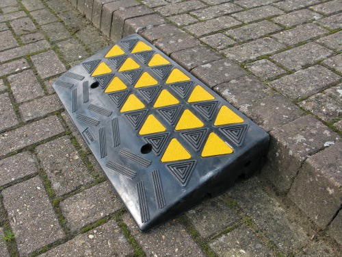 Fortausrampe gummi 150mm Kantsteinbro